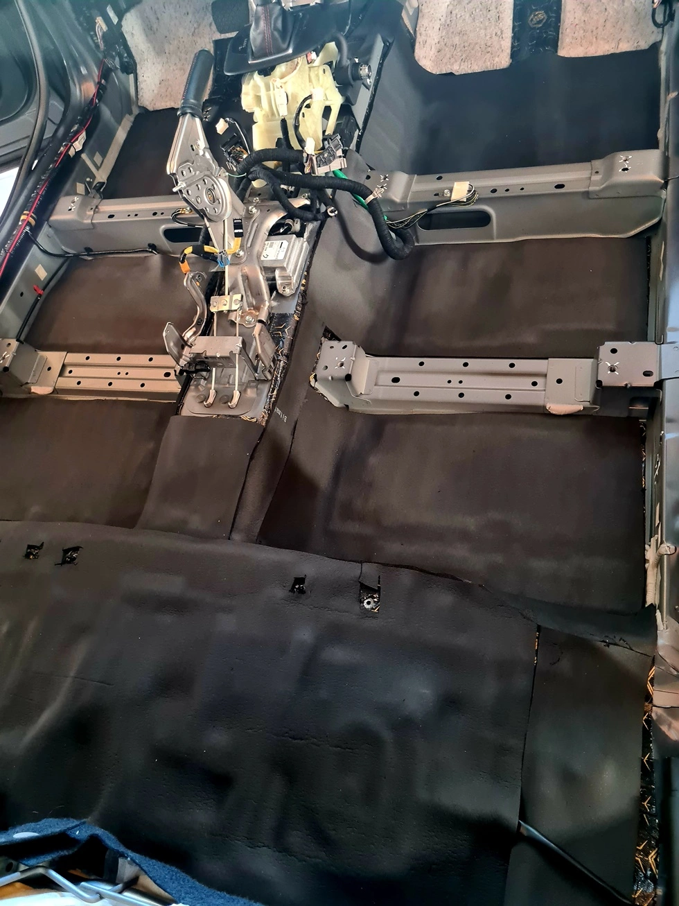 wygłuszenie podłogi Mazda Cx5 Zabrze wygłuszenie podłogi Mazda Cx5 Zabrze