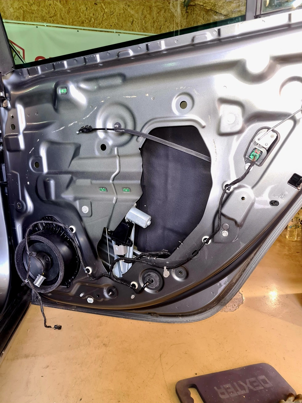 Wyciszenie drzwi Opel Insignia B Zabrze