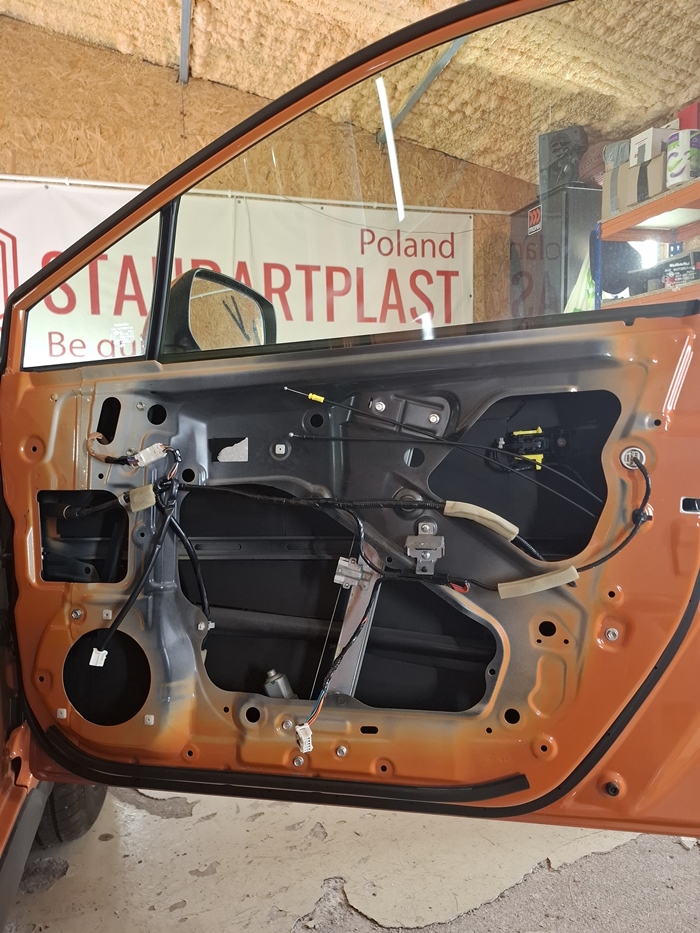Subaru XV wygłuszanie drzwi Subaru XV wygłuszanie drzwi