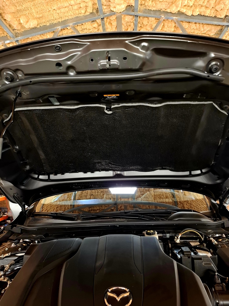 Wyciszenie maski Mazda 3 Zabrze