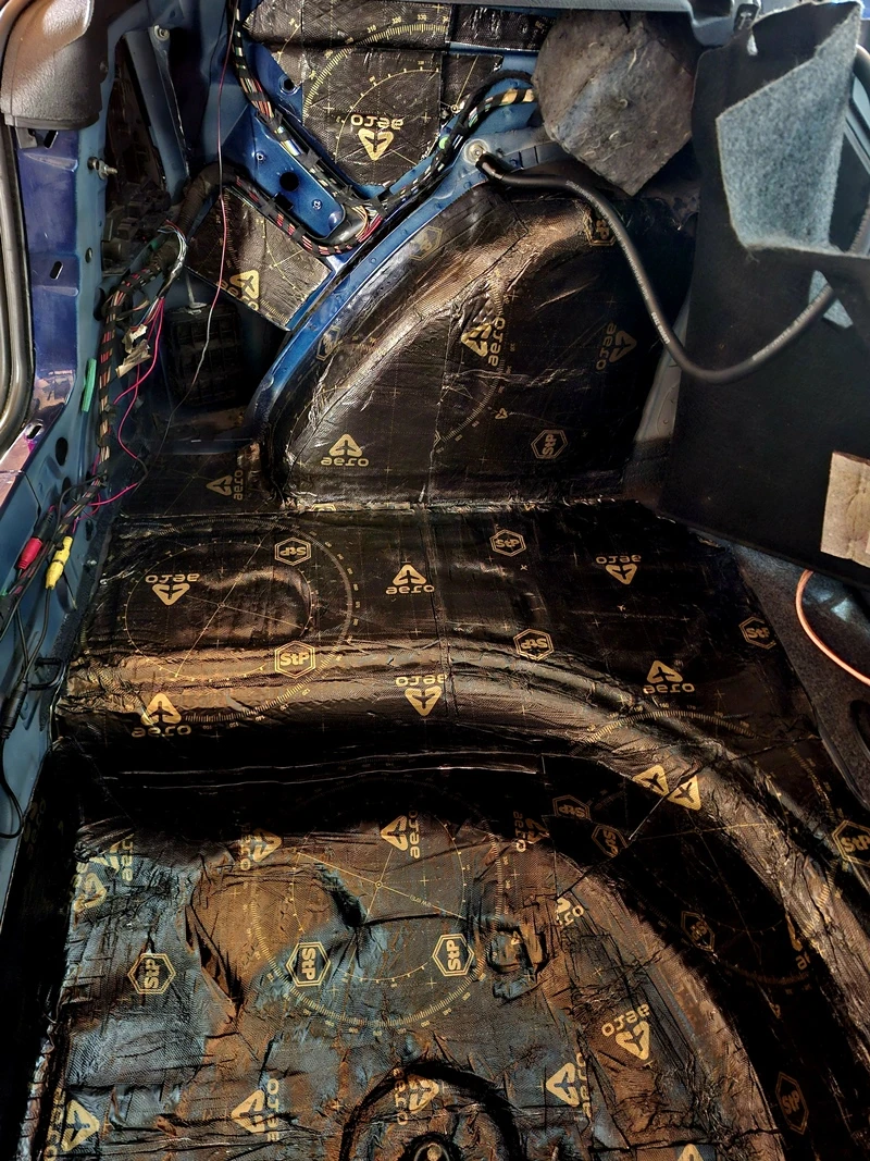 VW Golf 4 wyciszenie Zabrze VW Golf 4 wyciszenie Zabrze