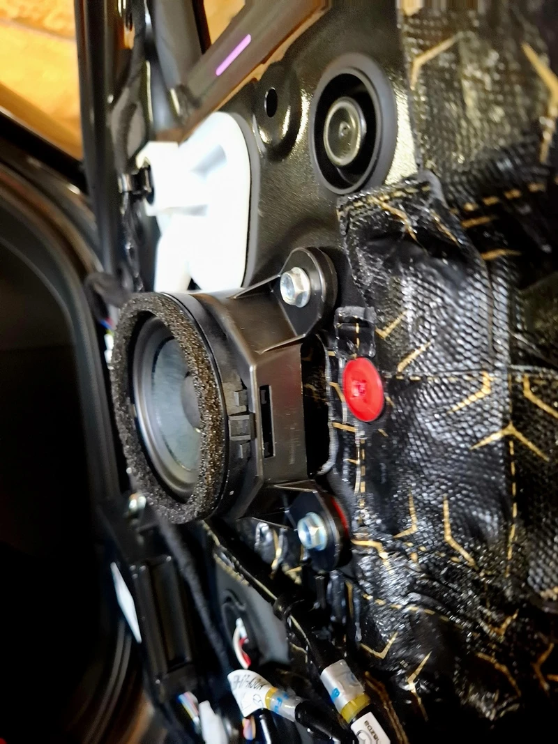 Mazda 3 wyciszenie drzwi Zabrze