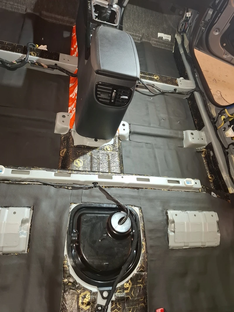 wyciszenie podłogi Kia XCeed śląskie